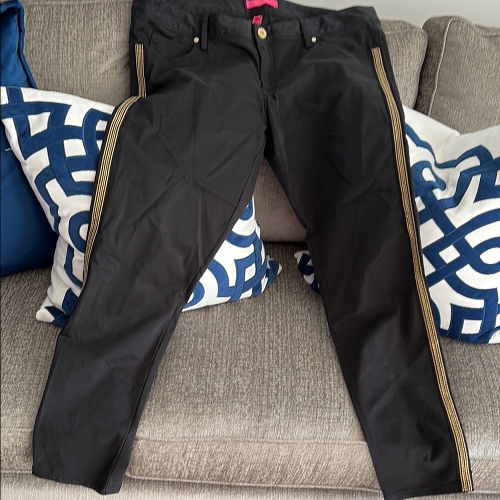 NWOT Lilly Pulitzer Black Jeans with Gold beading down sides of both legs. Sz 16